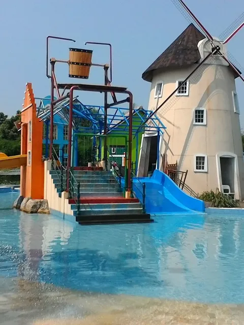 Amsterdam Waterpark children's water-play area in Pasar Kemis